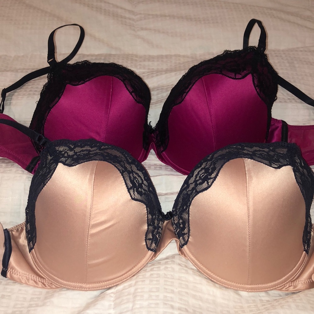 EUC Elle Macpherson Bras 34E pink/nude black lace